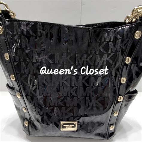 michael kors delancy metallic|Authentic MICHAEL KORS DELANCY STUDDED LOGO BLACK .